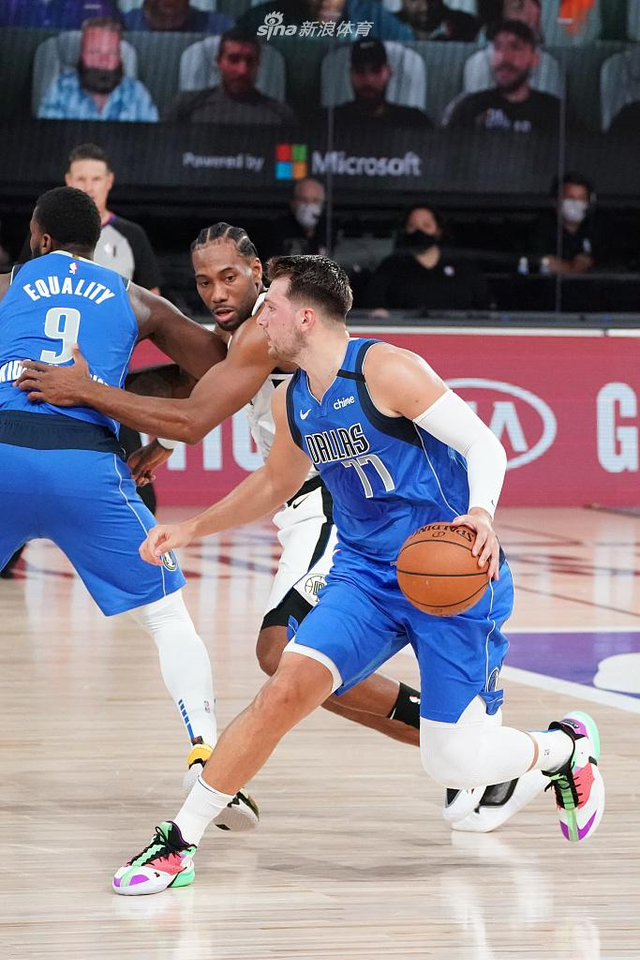 他的持球创 他的持球创