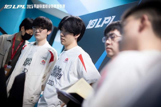 更是在真正 更是在真正